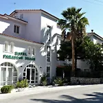 Paradise Hotel apartamentowy 3*