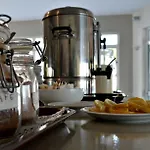 Paradise Aparthotel 3*